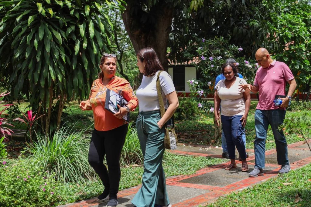 Instagram post from fundaec_org. This post is in position 6.