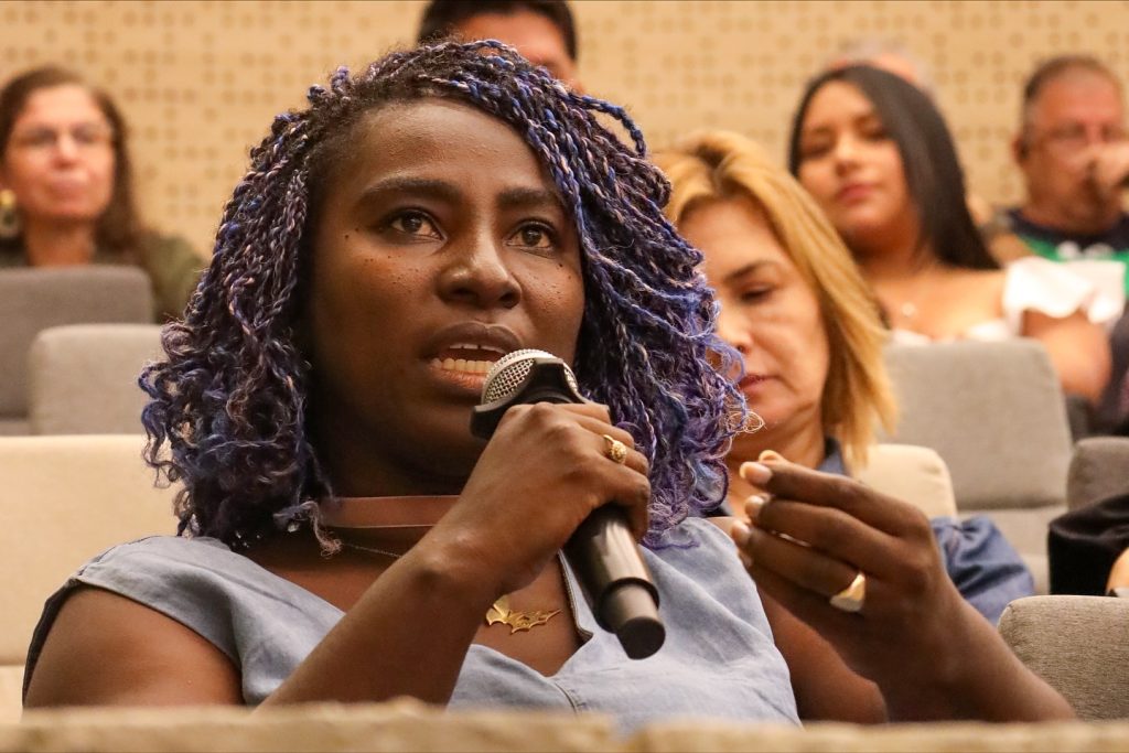 Instagram post from fundaec_org. This post is in position 10.