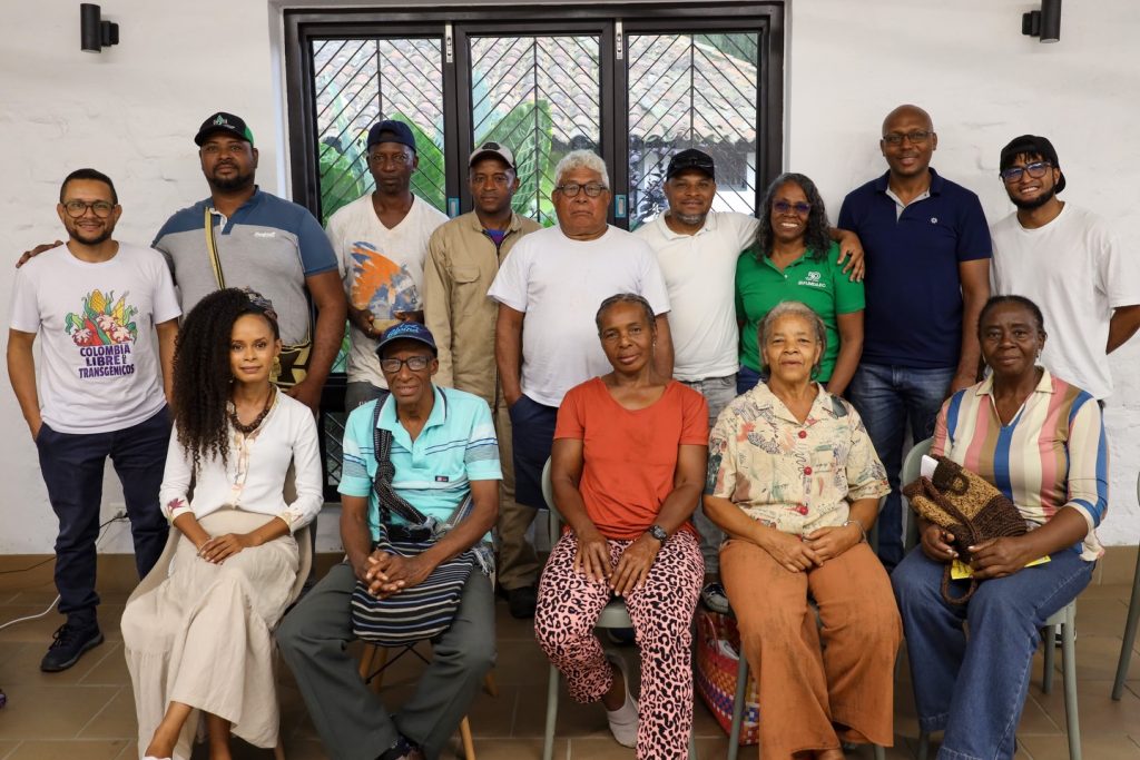 Instagram post from fundaec_org. This post is in position 0.