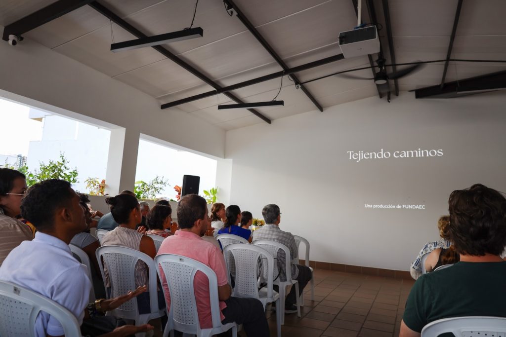 Instagram post from fundaec_org. This post is in position 9.